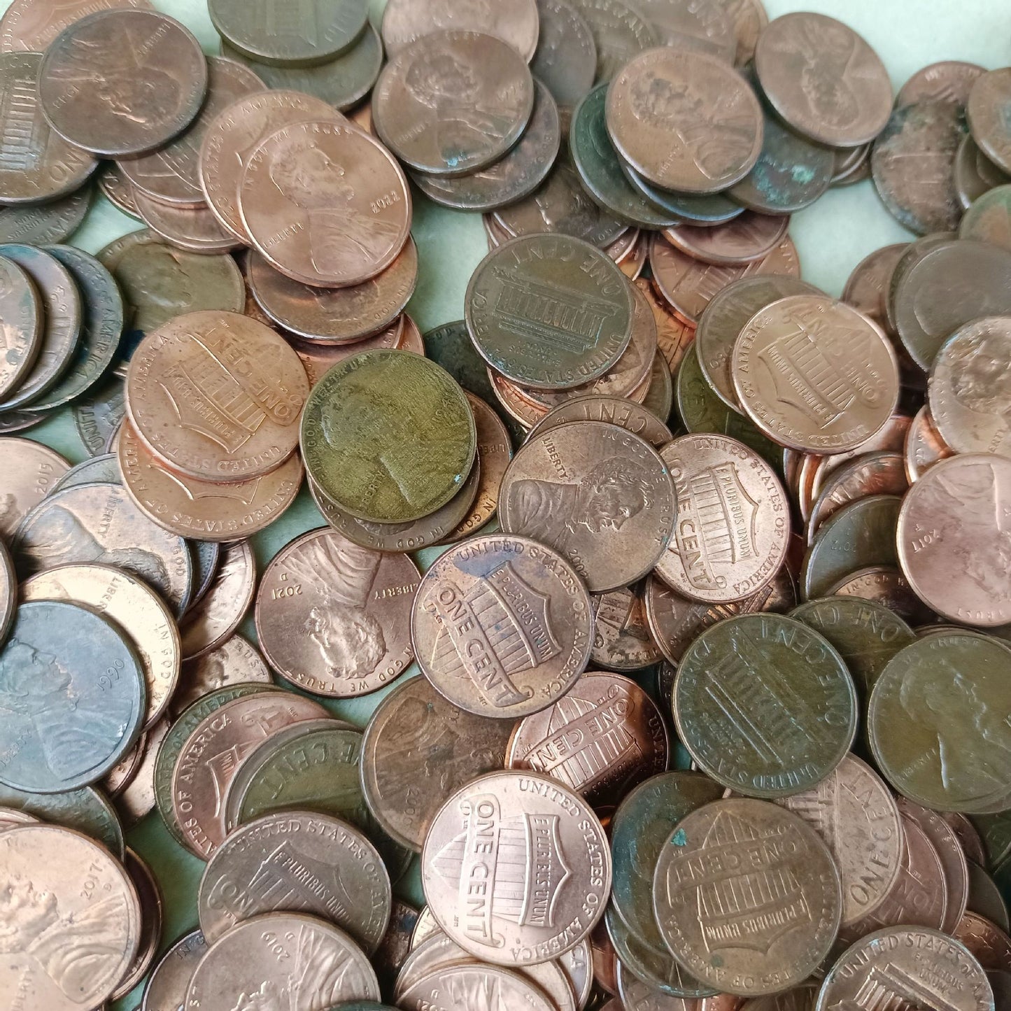 50pcs Vintage US One Cent Coins Collection (Random Years Copper Penny Lot)
