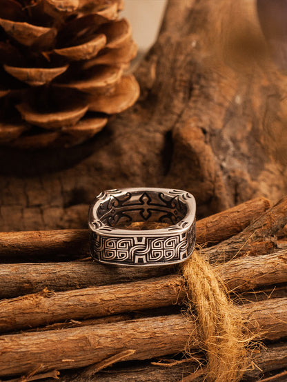 Irish Crazy Celtic Knot Square Ring