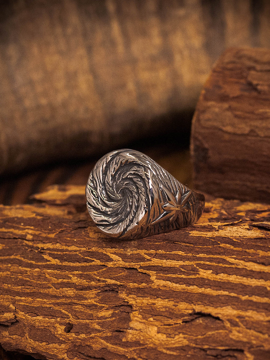 “Vortex Eight-Point Star” | Vintage Signet Ring
