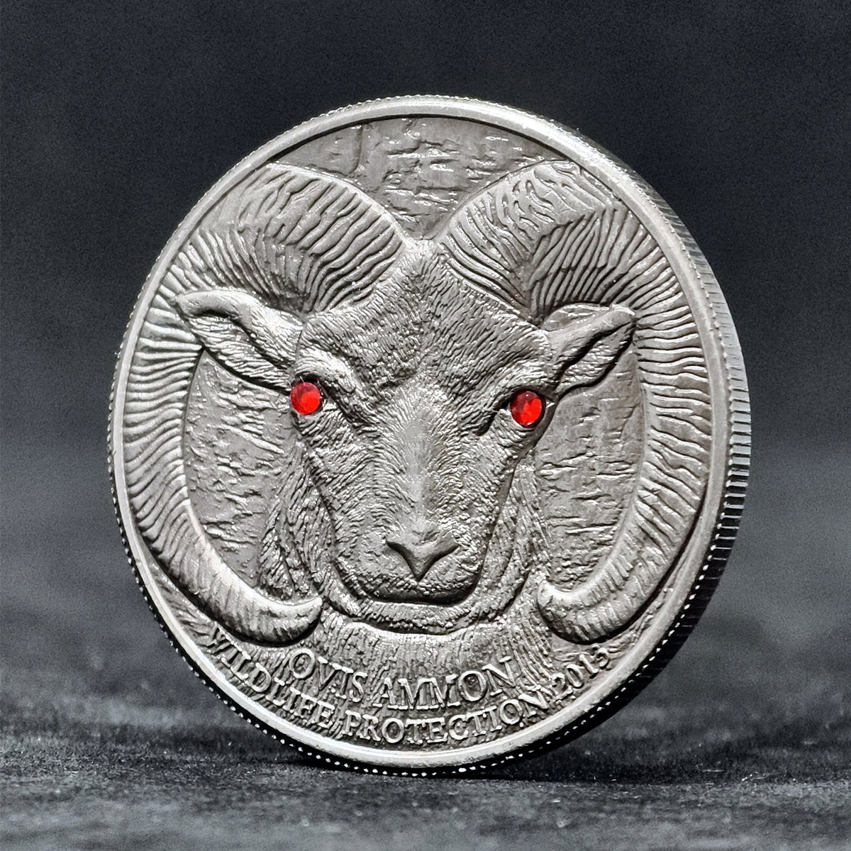 16 Animals Rhinestone 3D Relief Coin