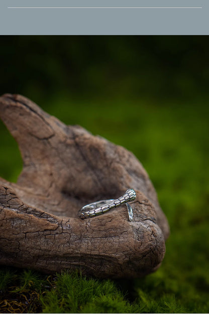 “Spirit Serpent” Dark Vintage Slim Snake Ring