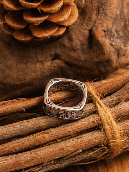 Irish Crazy Celtic Knot Square Ring