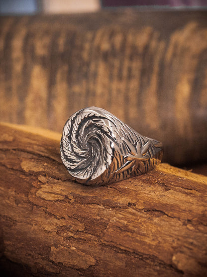 “Vortex Eight-Point Star” | Vintage Signet Ring