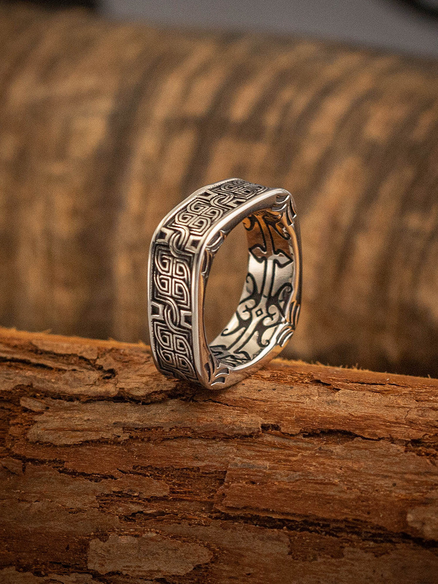 Irish Crazy Celtic Knot Square Ring