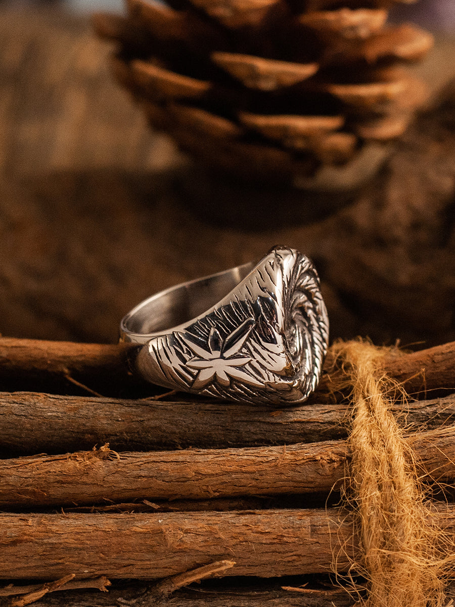 “Vortex Eight-Point Star” | Vintage Signet Ring