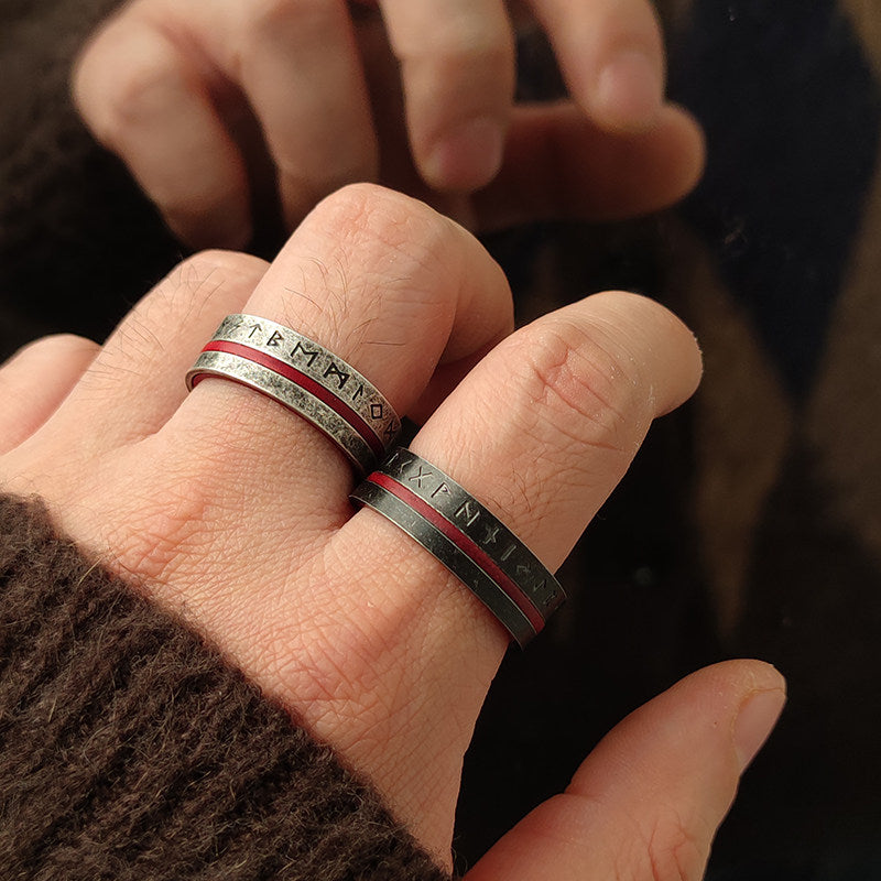 “Angora Red” Nordic Color-Block Ring