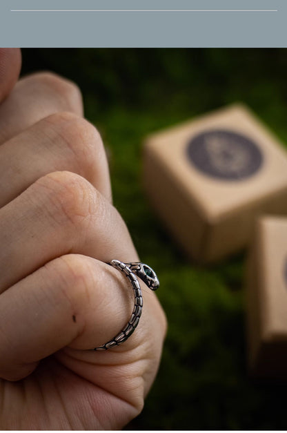“Spirit Serpent” Dark Vintage Slim Snake Ring