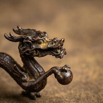 Five-Clawed Dragon Pen Holder