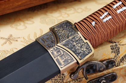 Han jian,Forged Damascus Steel Blade,Brass Fittings,Battle Ready