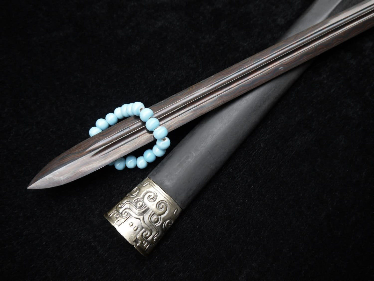 Han jian/Damascus steel Black Blade/Handmade/Black Wood scabbard/Alloy