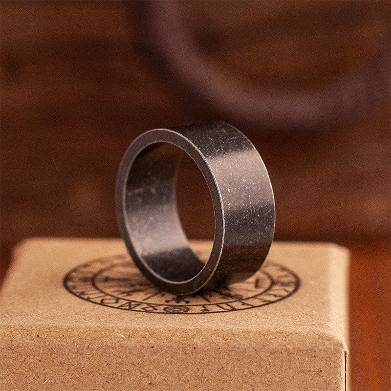 ⚔️ Nordic Minimalist Wide Band Ring