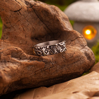 “Supernatural Perspective” | American Retro All-Seeing Eye Gold-Accent Ring