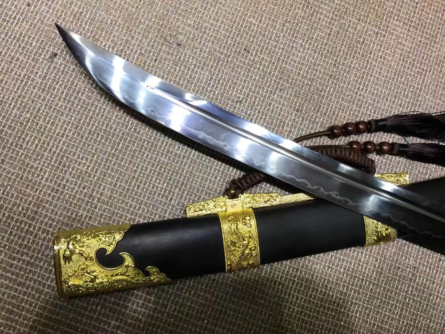 Broadsword,Qing dao,High carbon steel burn blade,Black wood scabbard