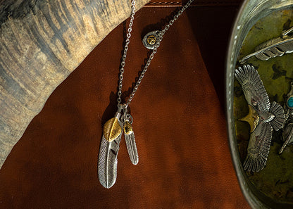 Japanese Street Feather Pendant Necklace