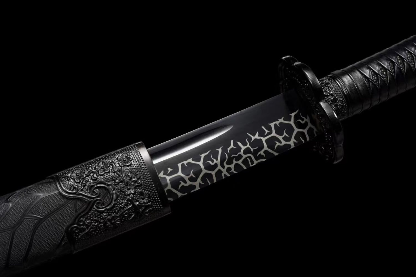 Qing dao,Forged High Carbon Steel Black Blade,Solid Wood Wrapped Faux Leather Scabbard,Alloy Fittings