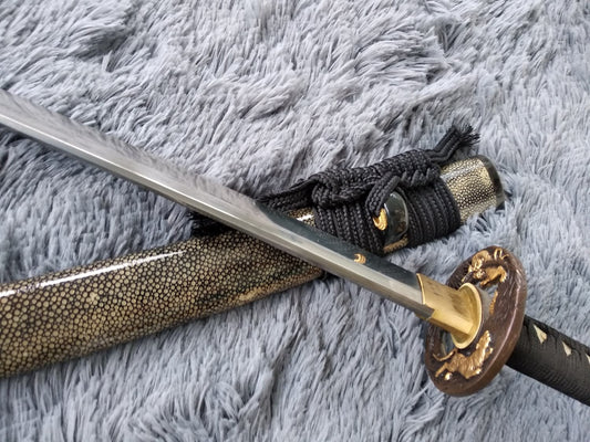 Samurai sword,Katana,Damascus steel burn blade,Skin scabbard,Brass tosogu