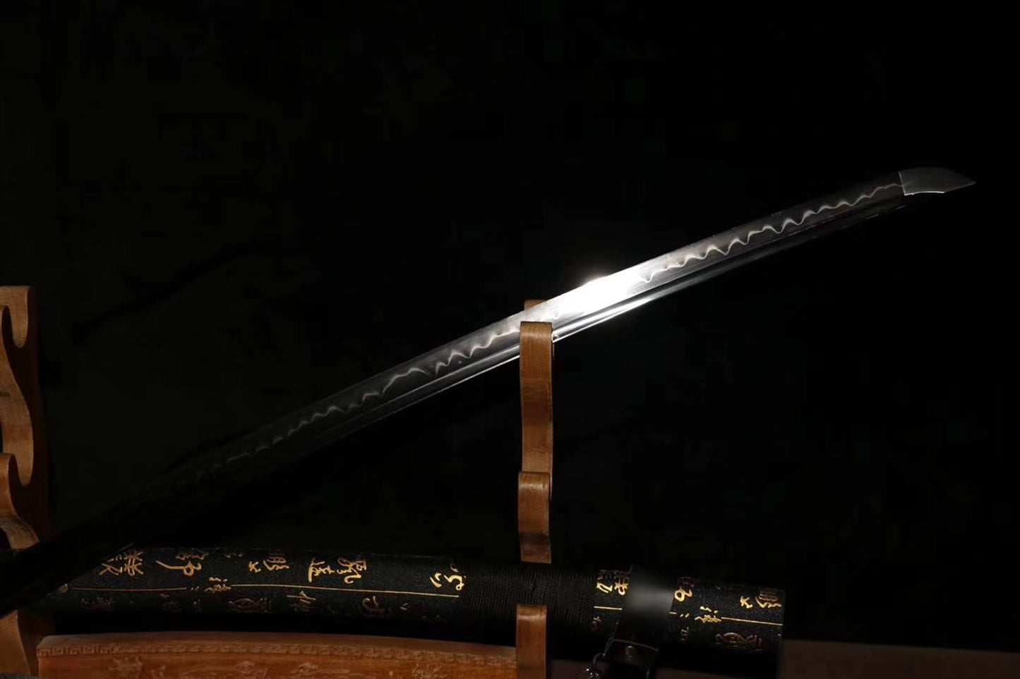 Nihontou katana,High carbon steel burn blade,Leather scabbard